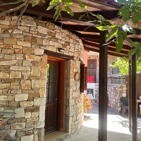 Morfili Apartment *