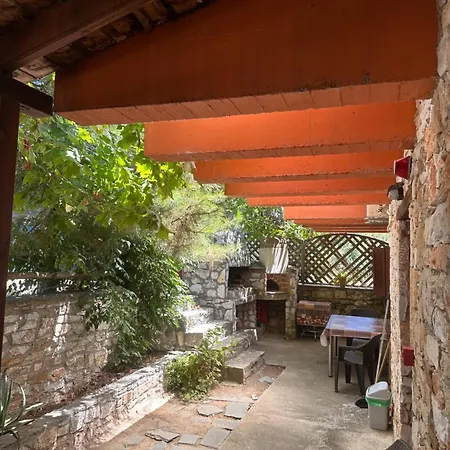 Morfili Apartment *