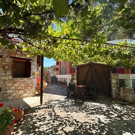 Apartment Morfili *